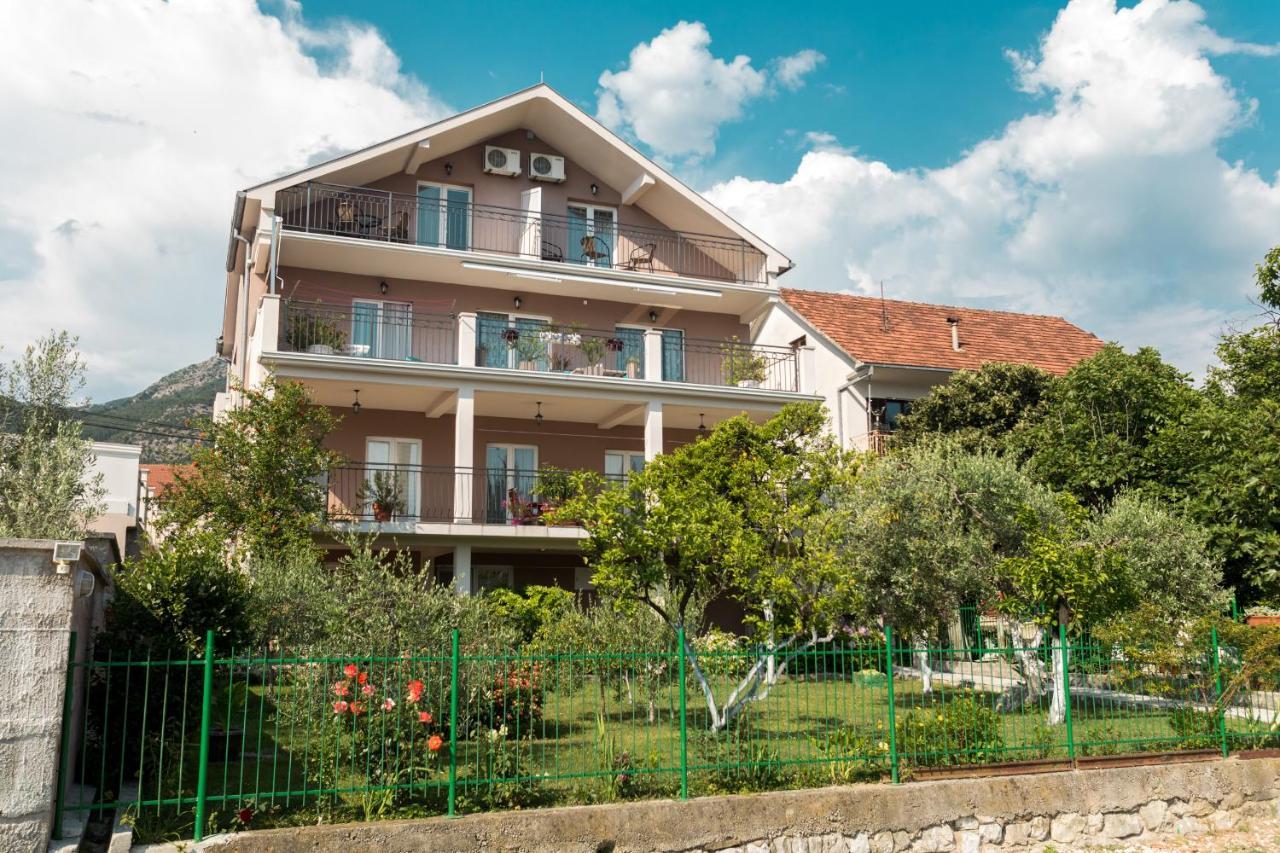 Apartments Lungomare Tivat Exterior photo