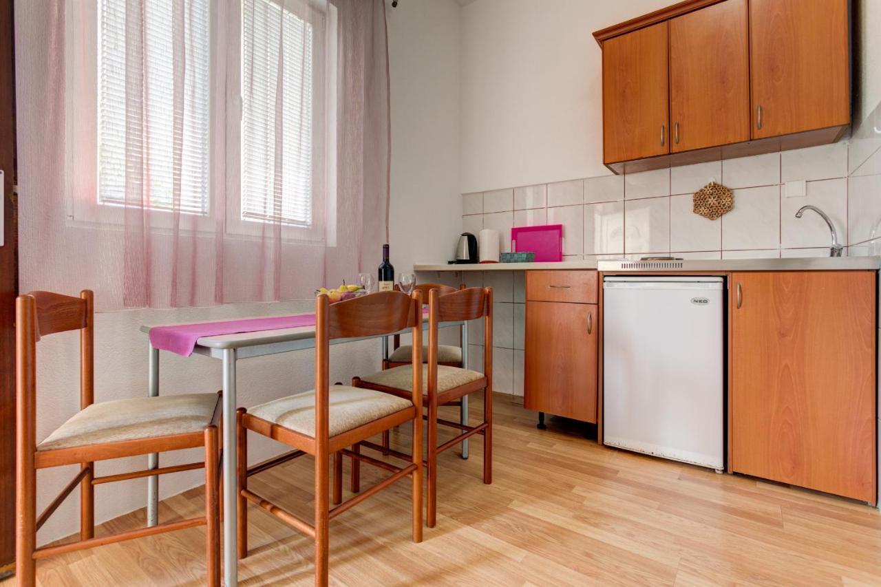 Apartments Lungomare Tivat Exterior photo
