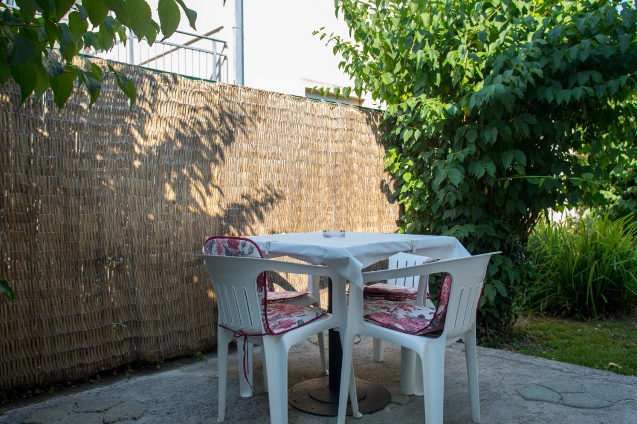 Apartments Lungomare Tivat Exterior photo